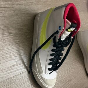 Nike White and Neon Yellow High-Tops